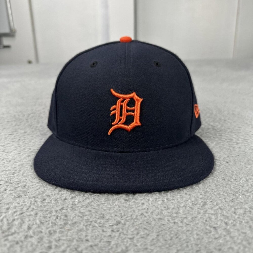 New Era Men's Blue Hat